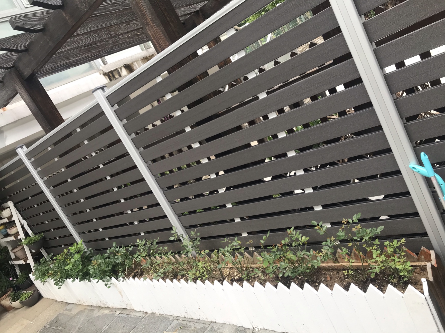 fence-001.jpg