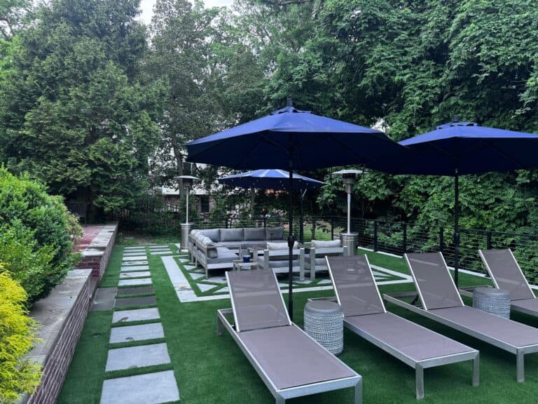 patio-outdoor-umbrella-01.jpeg